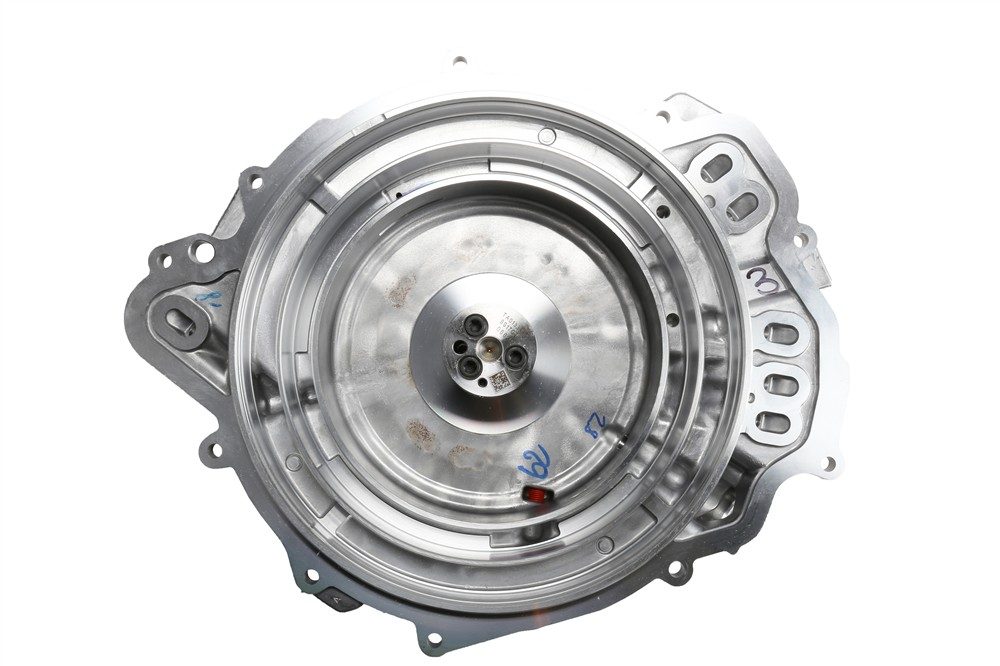 GM Genuine Parts Transmission Case Cover 24260085 — image 3